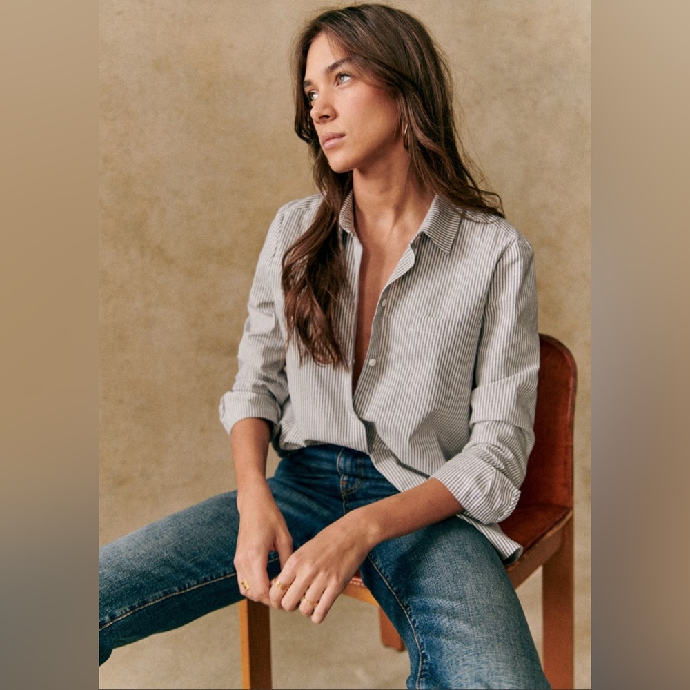 Sezane Tomboy Shirt in Ecru/Bleu Stripes, French Size 36 (US Size 4)